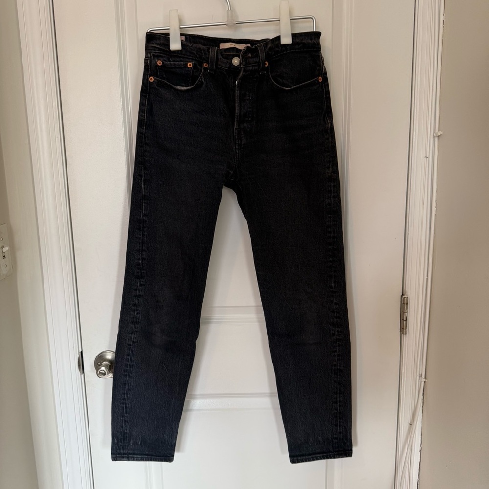 Levi’s Wedgie Black Straight Jeans